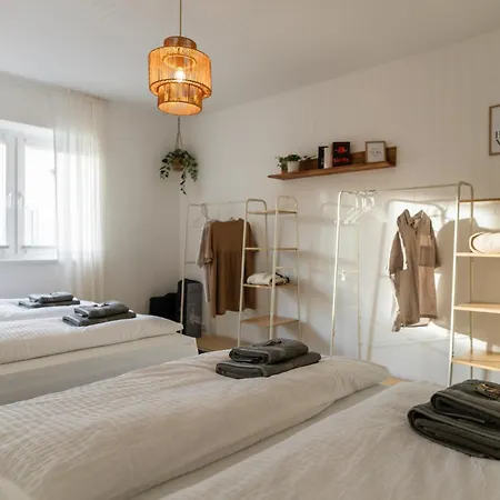 Mitten In - Happyhome - 2 Zimmer, 6 Personen, Outletcenter, Autostadt, Vw-nah, Parken Apartment