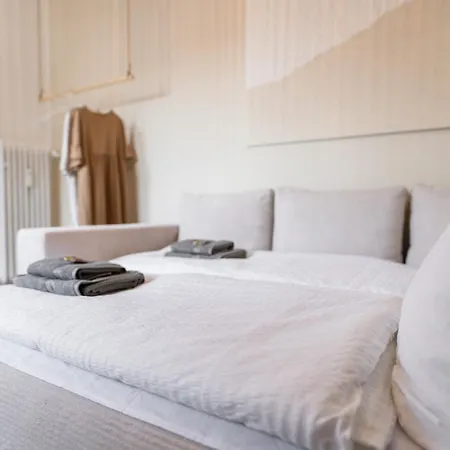 Mitten In - Happyhome - 2 Zimmer, 6 Personen, Outletcenter, Autostadt, Vw-nah, Parken *