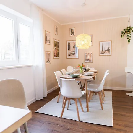 Mitten In - Happyhome - 2 Zimmer, 6 Personen, Outletcenter, Autostadt, Vw-nah, Parken Appartamento Wolfsburg
