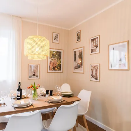 Mitten In - Happyhome - 2 Zimmer, 6 Personen, Outletcenter, Autostadt, Vw-nah, Parken Apartment *