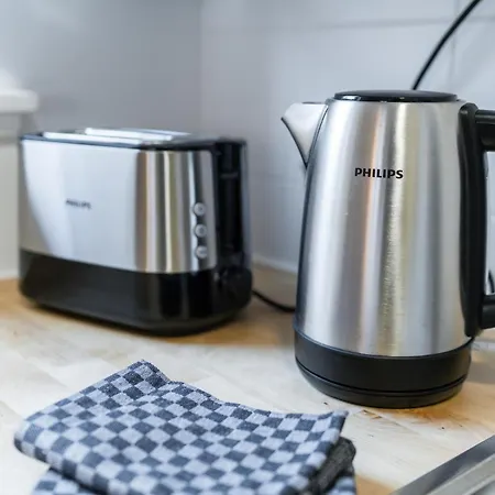 Mitten In - Happyhome - 2 Zimmer, 6 Personen, Outletcenter, Autostadt, Vw-nah, Parken Appartamento
