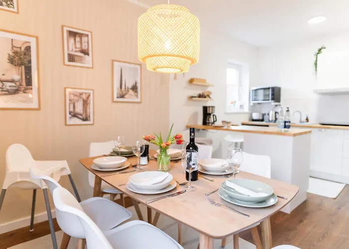 Apartment Mitten In - Happyhome - 2 Zimmer, 6 Personen, Outletcenter, Autostadt, Vw-nah, Parken