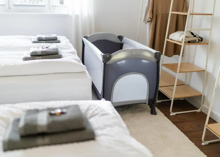 Apartment Mitten In - Happyhome - 2 Zimmer, 6 Personen, Outletcenter, Autostadt, Vw-nah, Parken