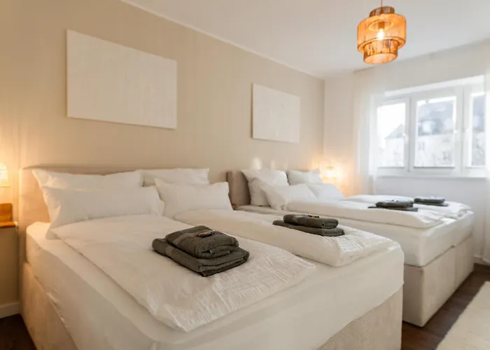 Apartment Mitten In - Happyhome - 2 Zimmer, 6 Personen, Outletcenter, Autostadt, Vw-nah, Parken *