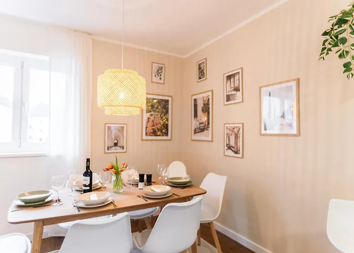 Mitten In - Happyhome - 2 Zimmer, 6 Personen, Outletcenter, Autostadt, Vw-nah, Parken Apartment *